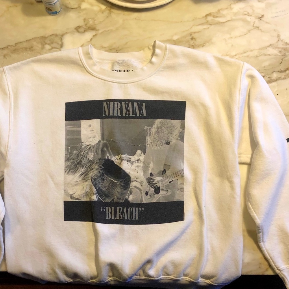 Urban Outfitters / Nirvana Bleach Crewneck Sweatshirt / Size L